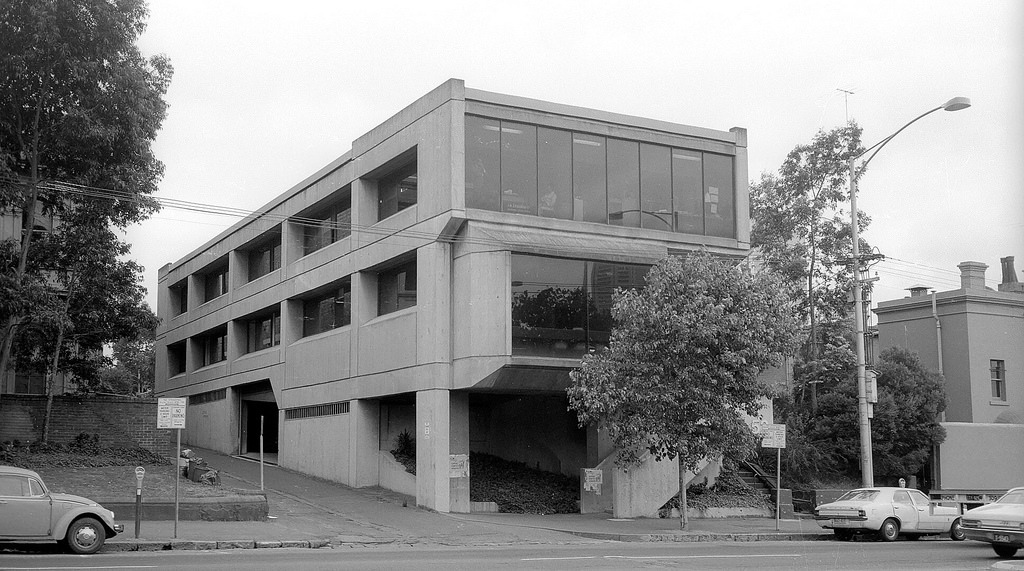 Archillect ID 401252