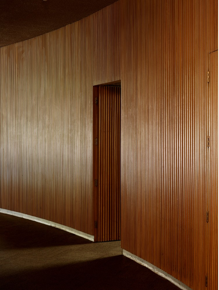 Archillect ID 401255