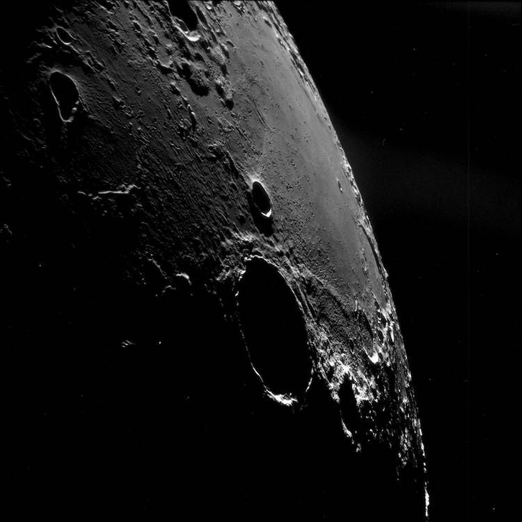 Archillect ID 401301