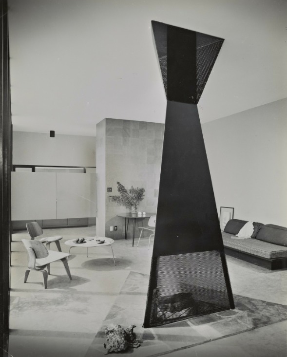 Archillect ID 401344