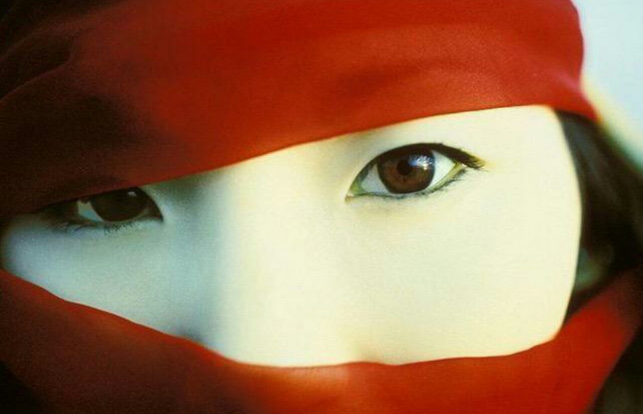 Archillect ID 401349