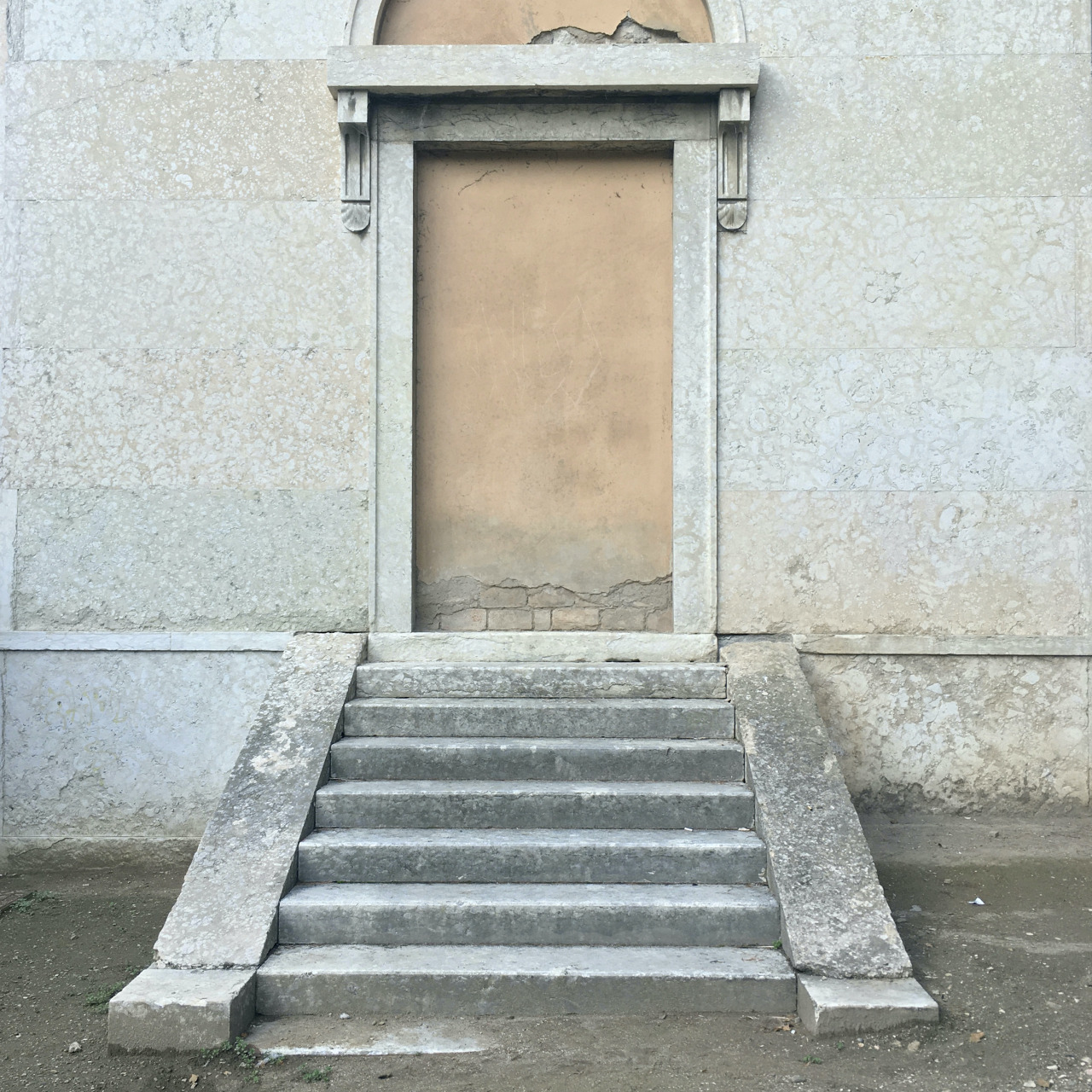 Archillect ID 401353