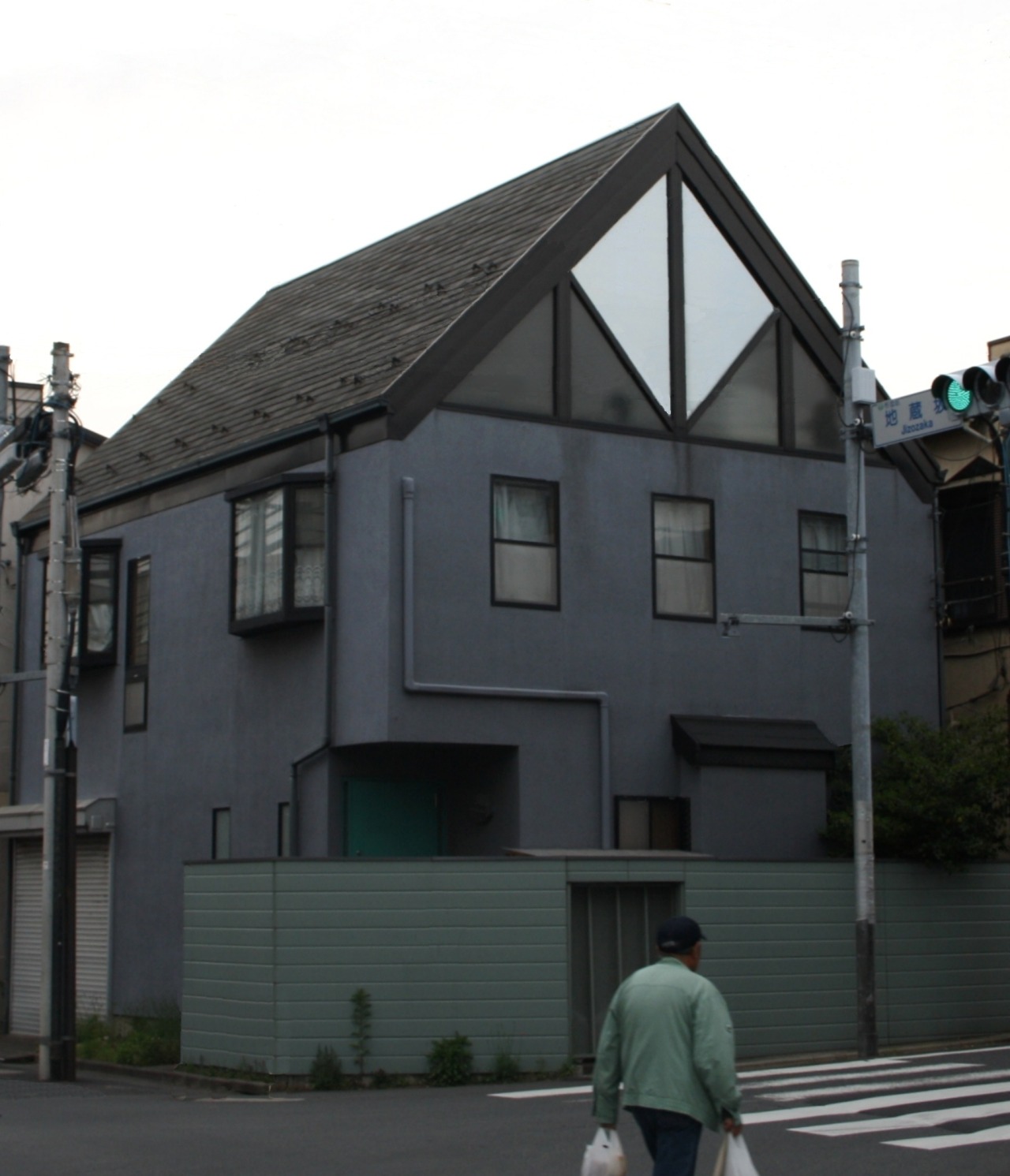 Archillect ID 401407