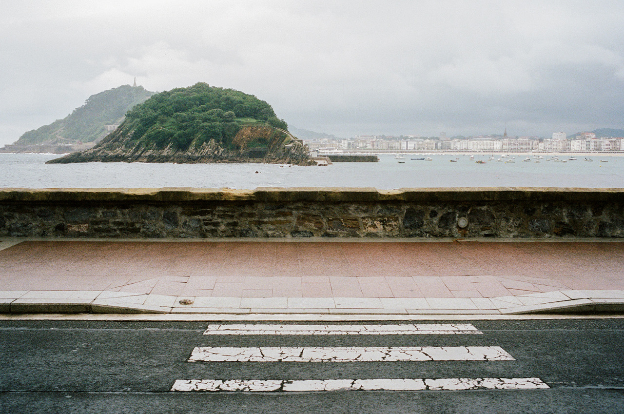 Archillect ID 401418