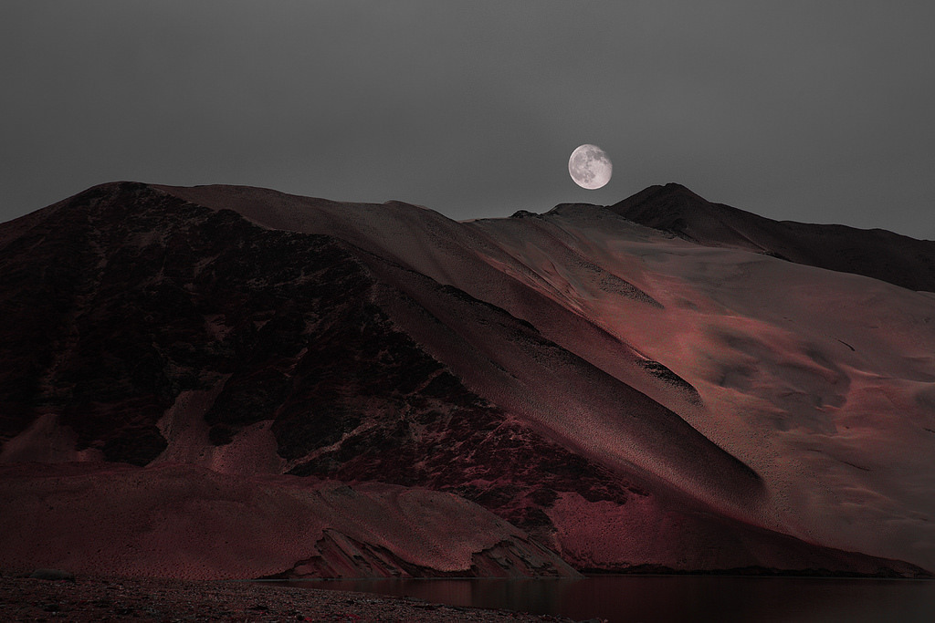 Archillect ID 401477