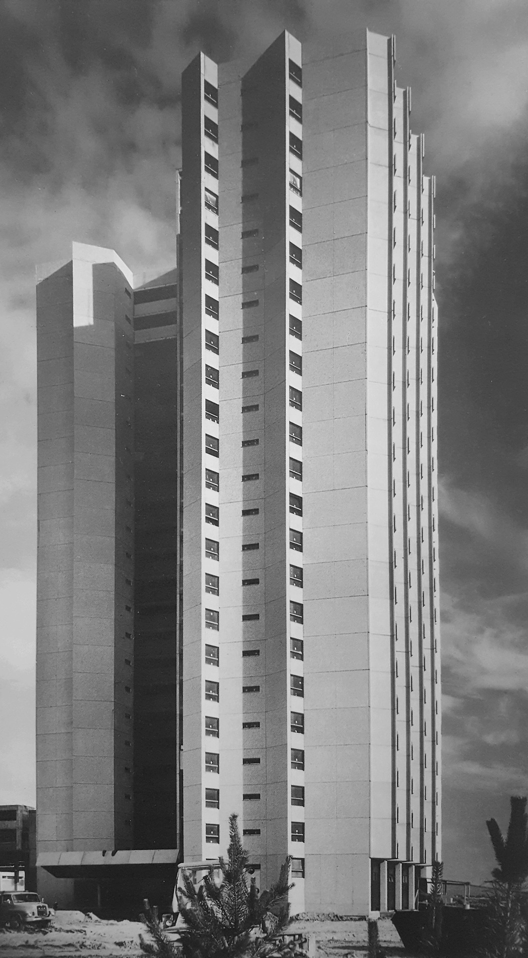 Archillect ID 401784