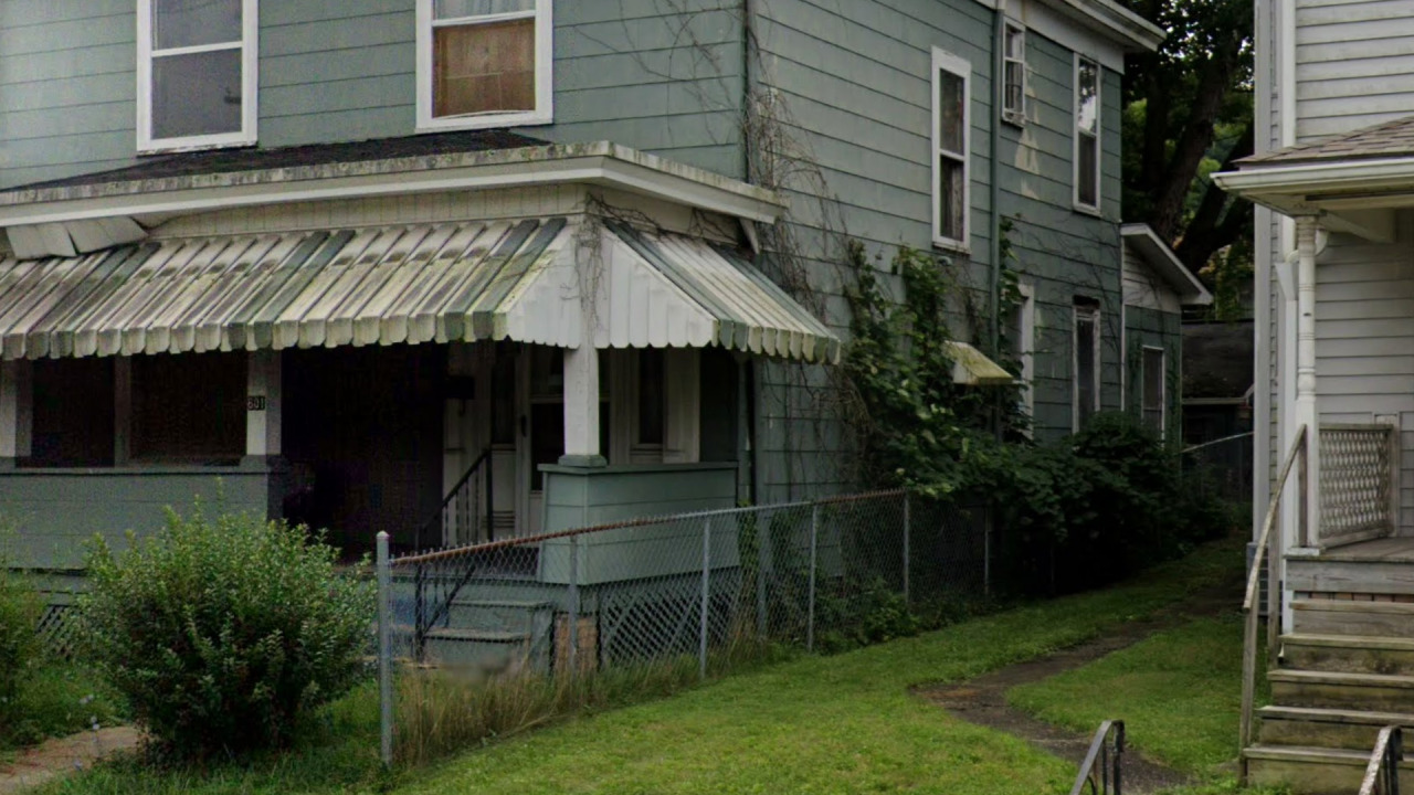 Archillect ID 401870