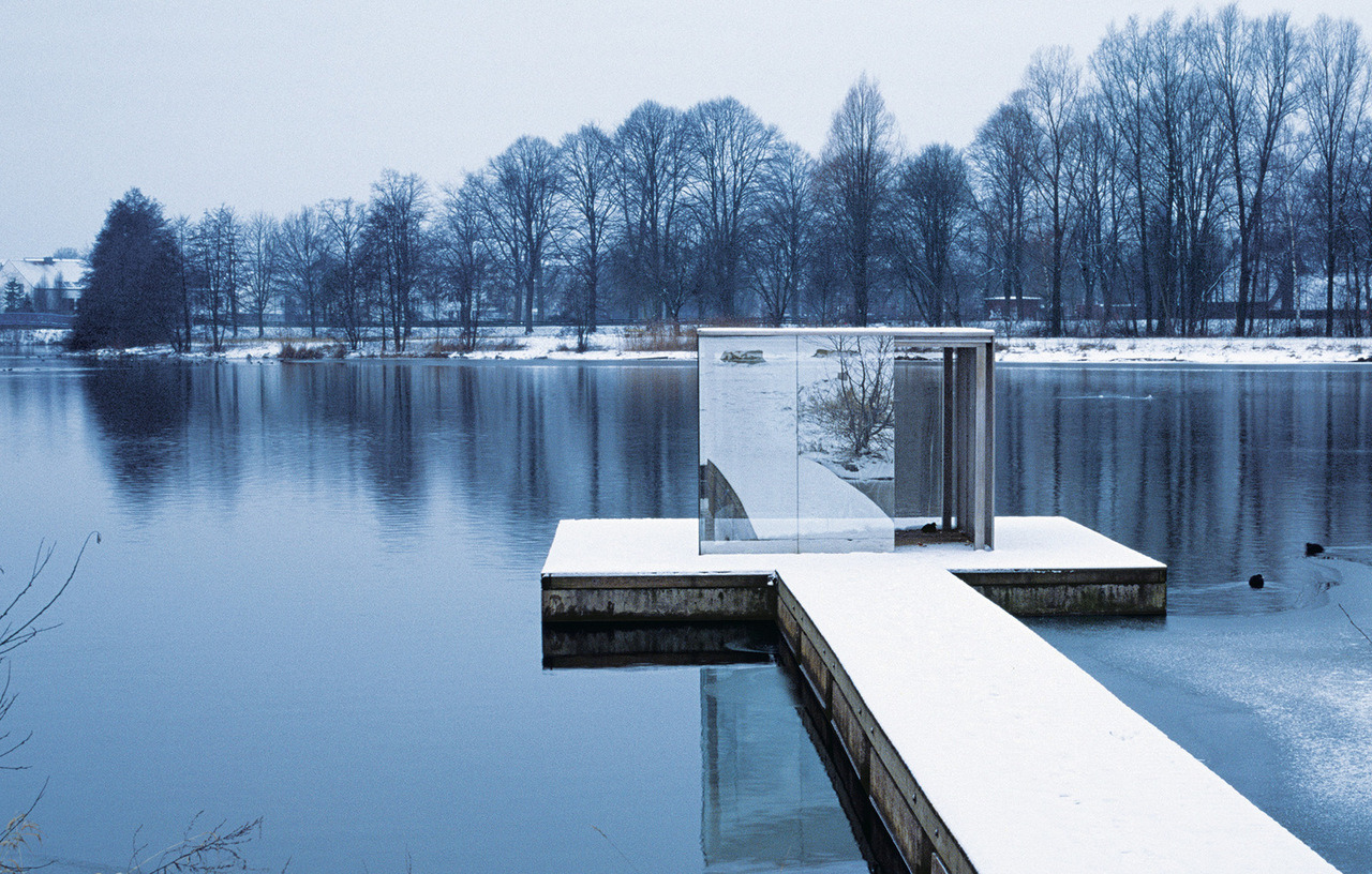 Archillect ID 401958