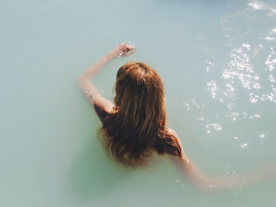 Archillect ID 402012