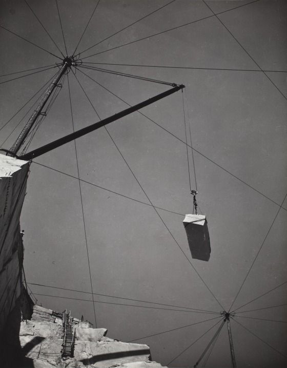 Archillect ID 402218