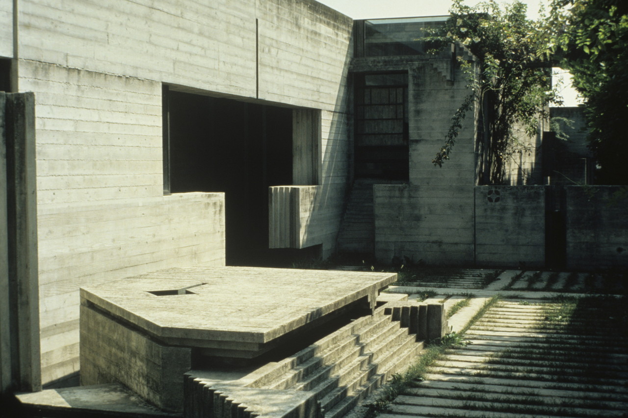 Archillect ID 402306