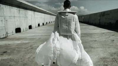 Archillect ID 402424