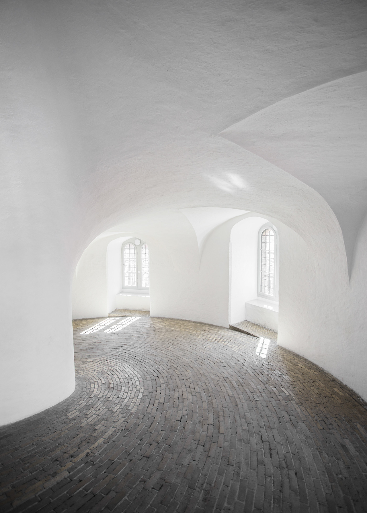 Archillect ID 402500