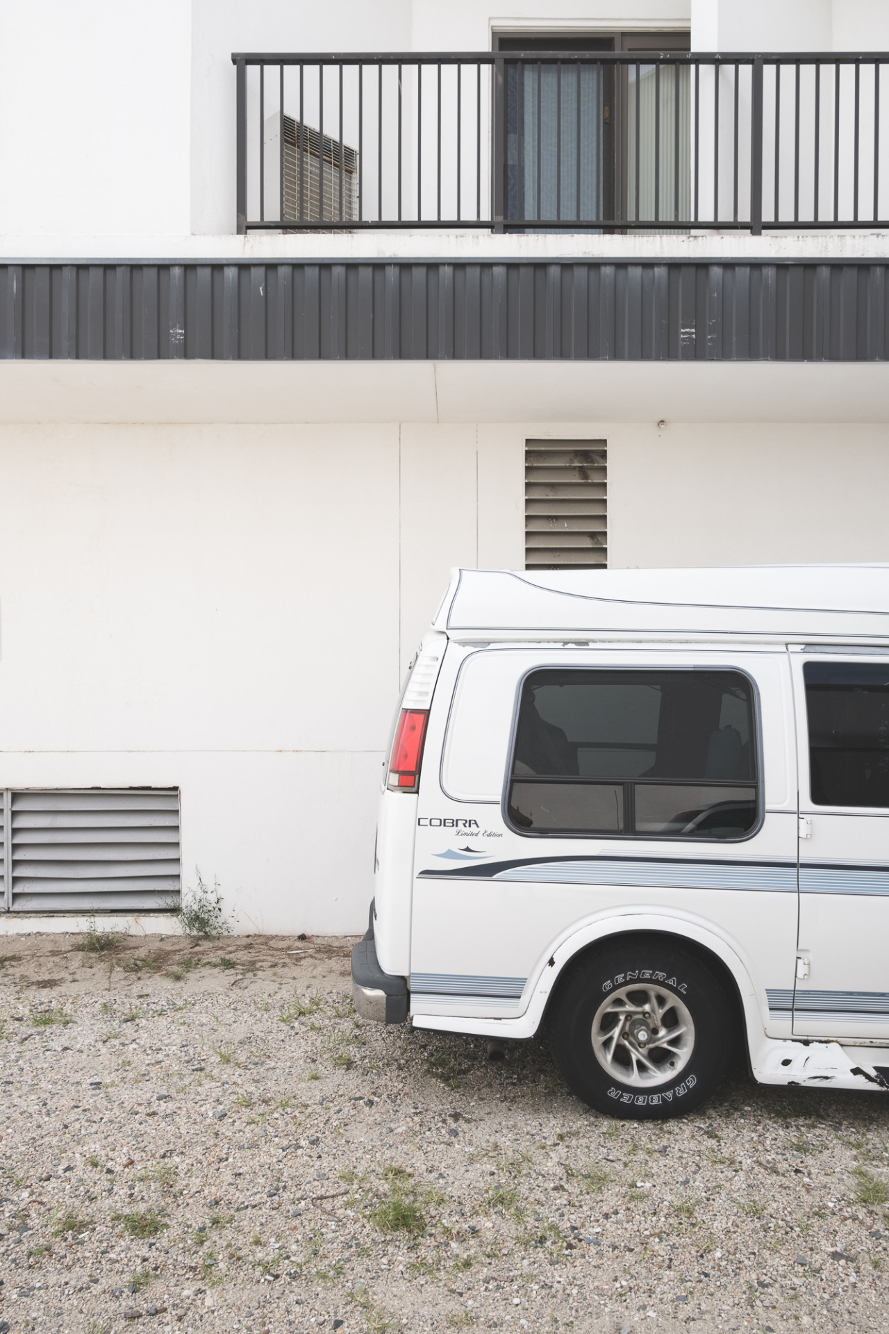 Archillect ID 402511