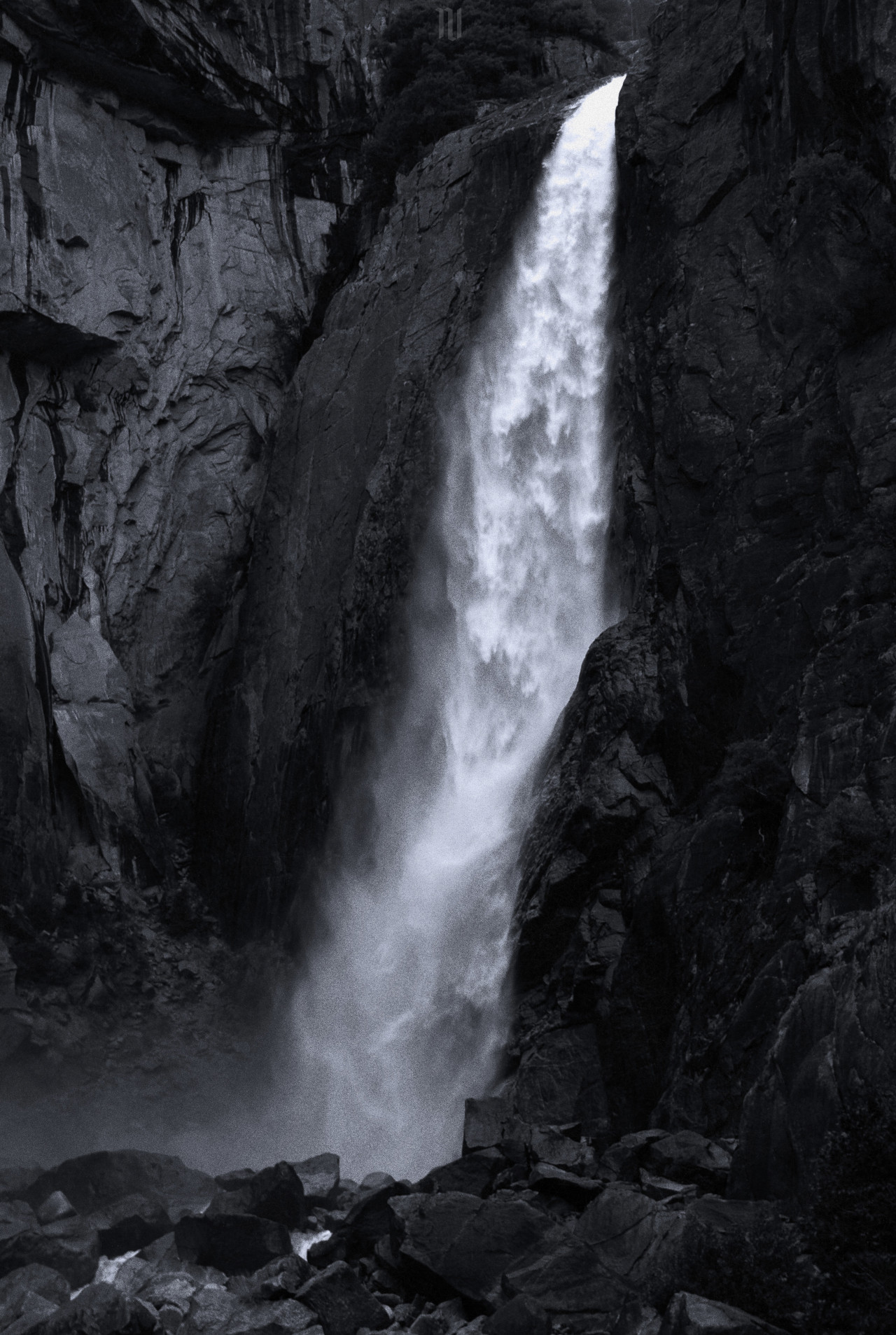 Archillect ID 402553