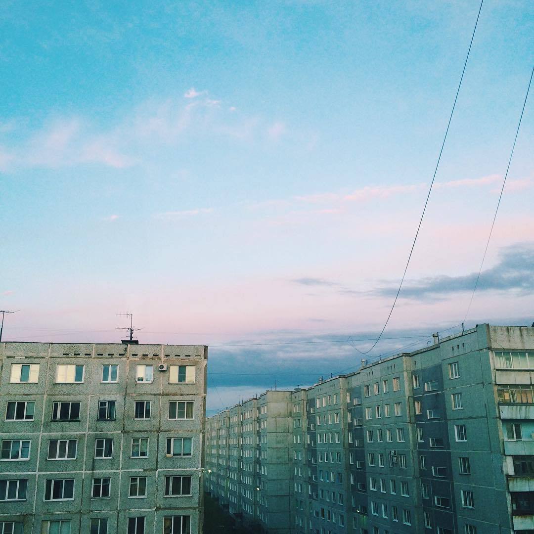 Archillect ID 402596