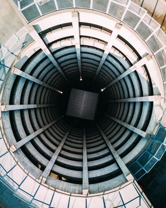 Archillect ID 402631