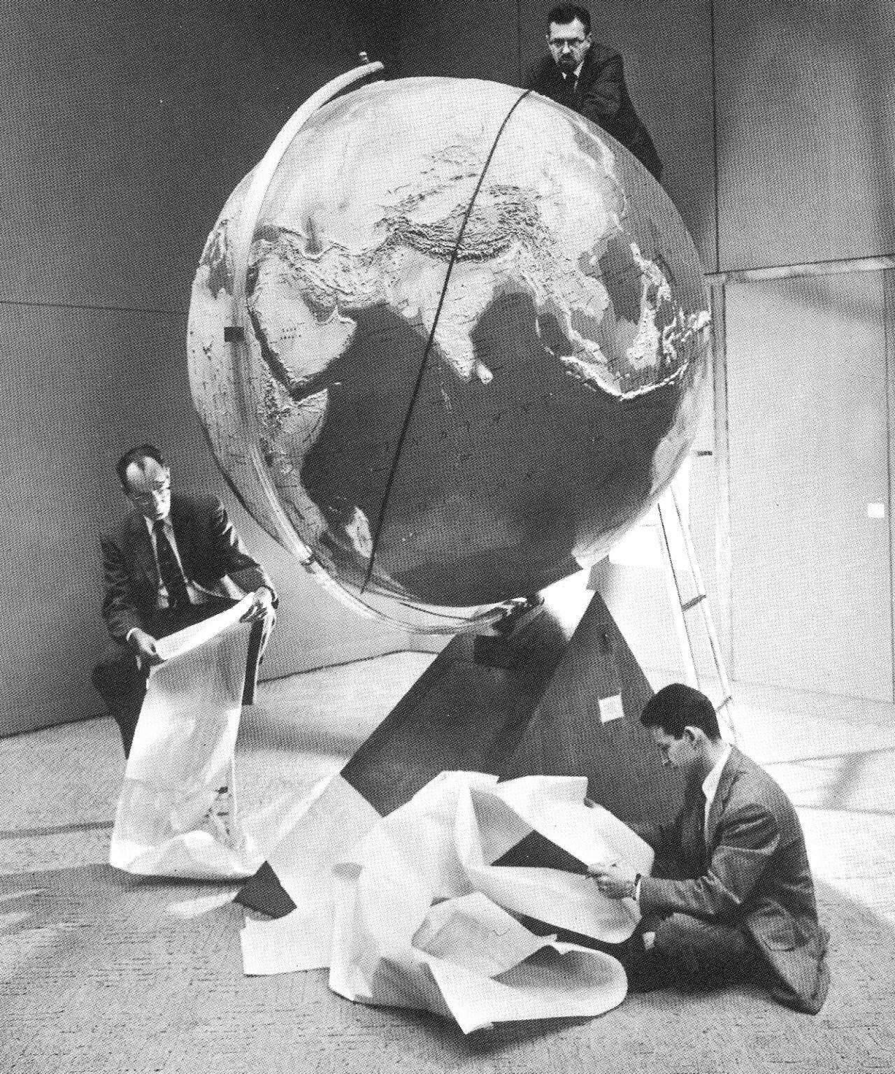 Archillect ID 402684