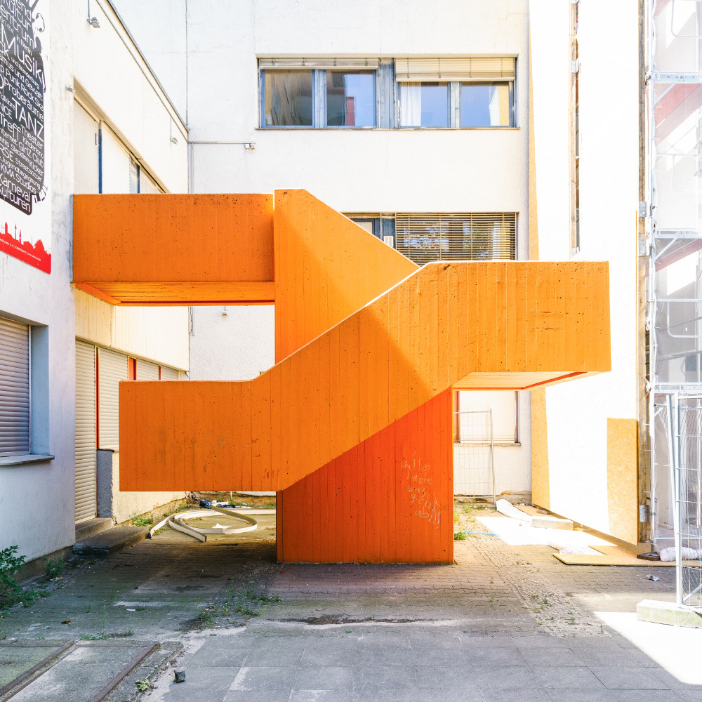 Archillect ID 402765