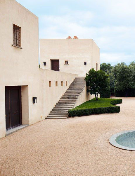 Archillect ID 402808