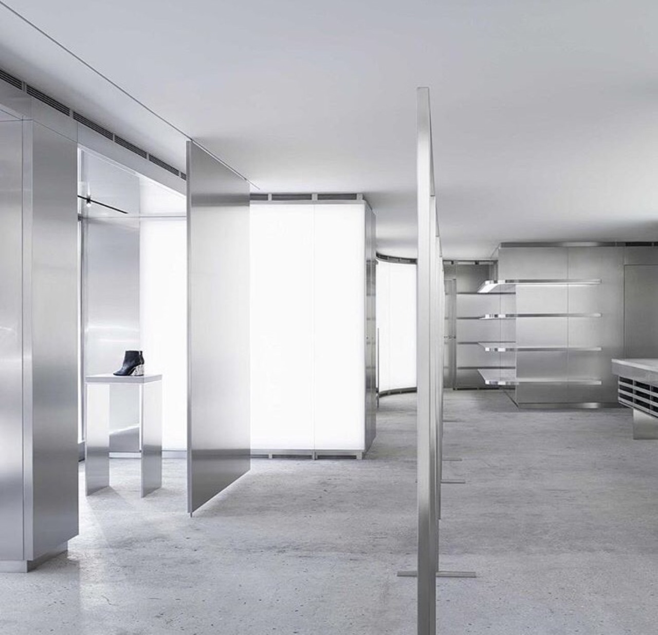 Archillect ID 402819