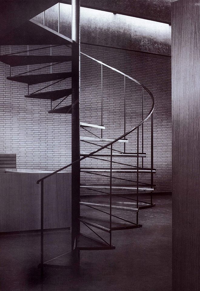 Archillect ID 402830