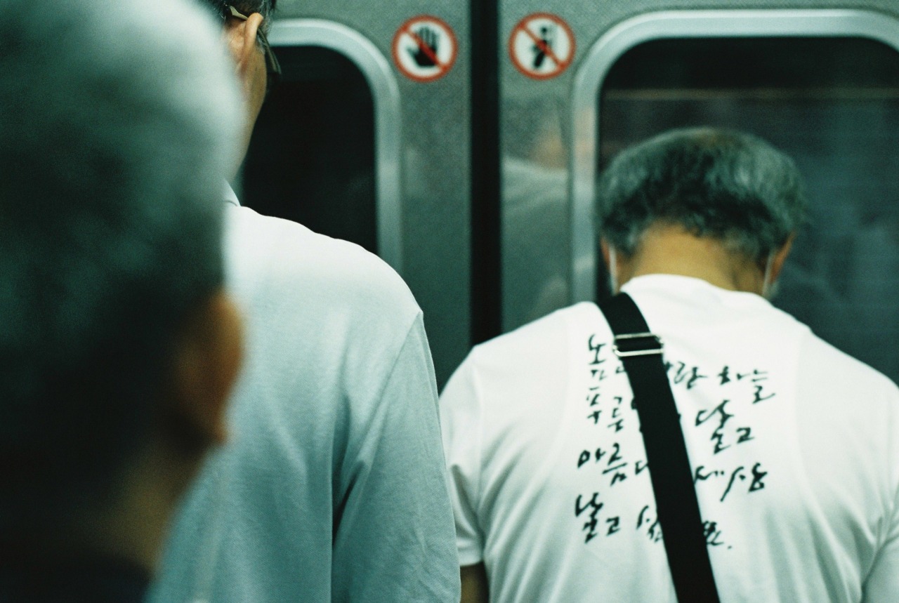 Archillect ID 402883