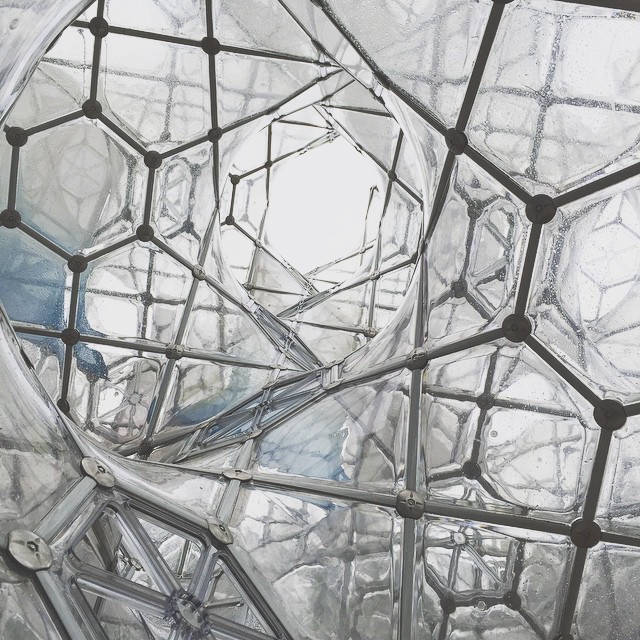 Archillect ID 402887