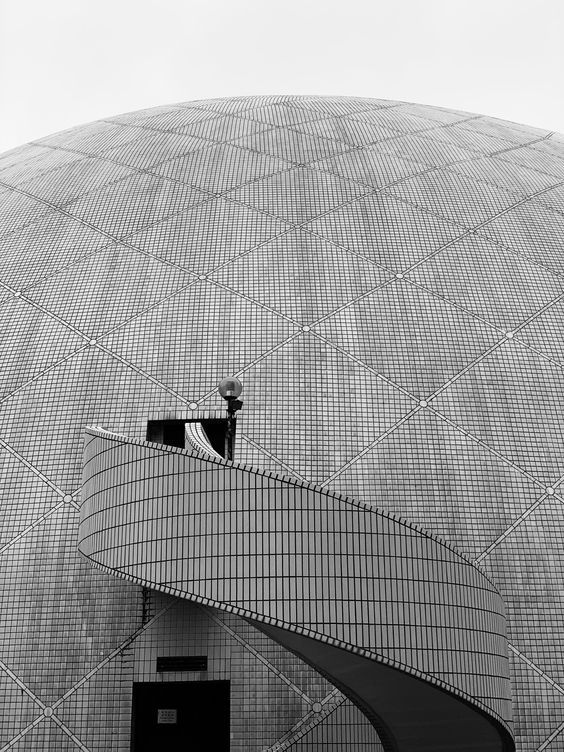 Archillect ID 403015