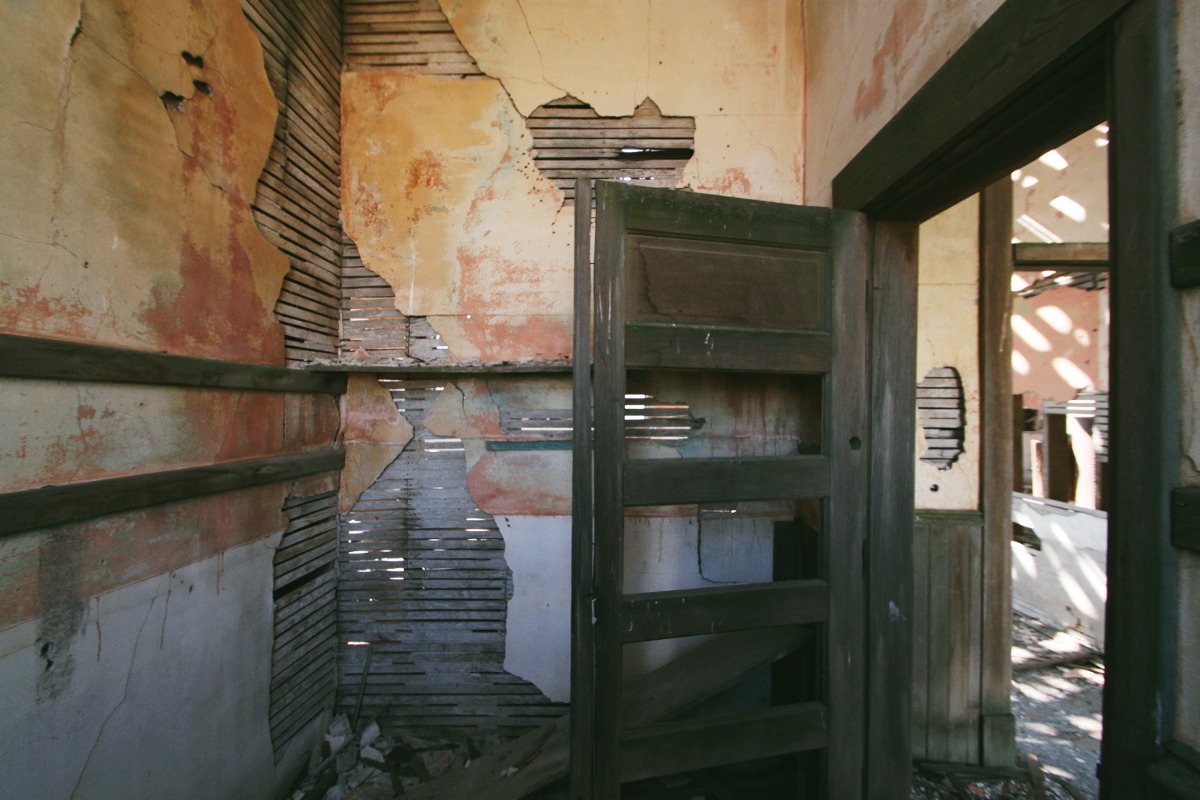 Archillect ID 403078