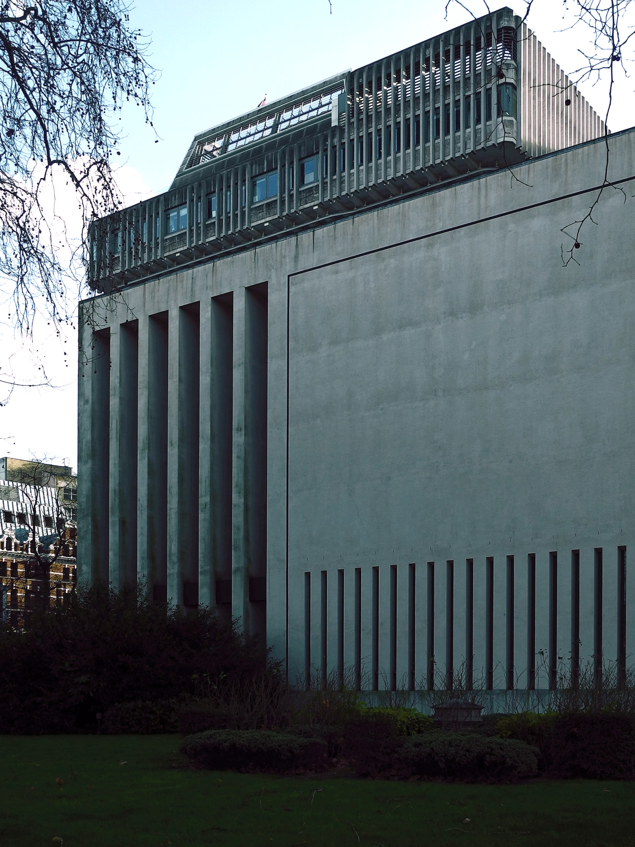 Archillect ID 403326