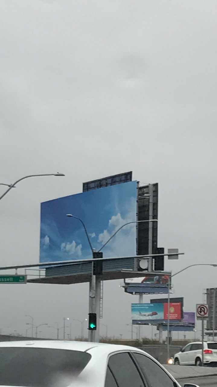 Archillect ID 403361