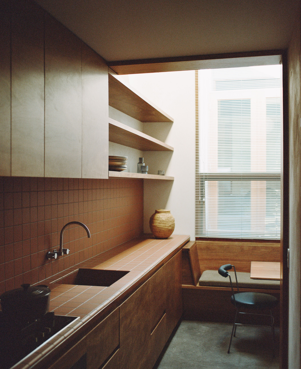 Archillect ID 403373