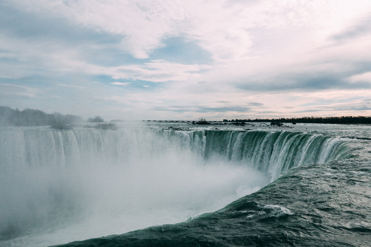 Archillect ID 403408