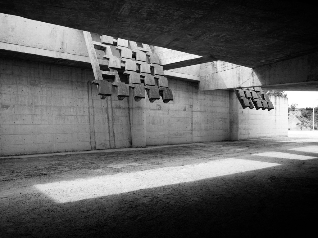 Archillect ID 403415