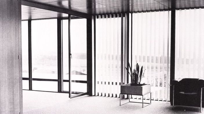 Archillect ID 403424