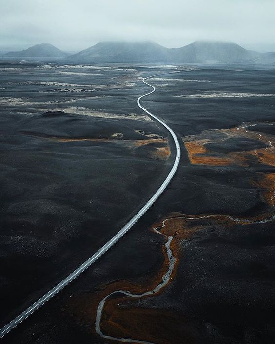 Archillect ID 403506