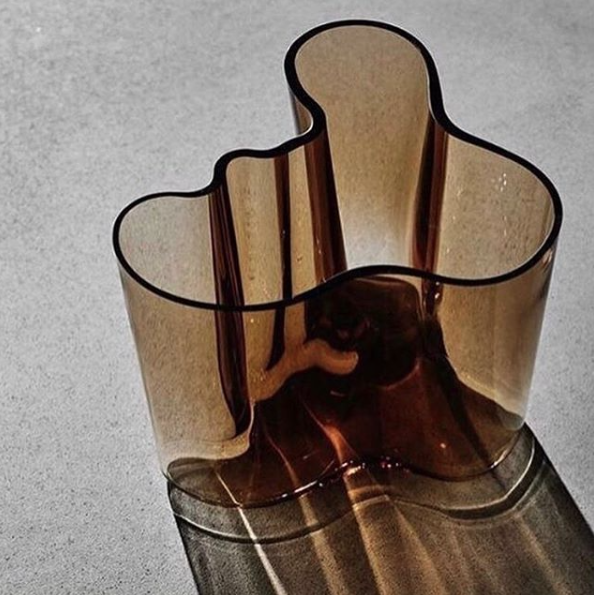 Archillect ID 403508