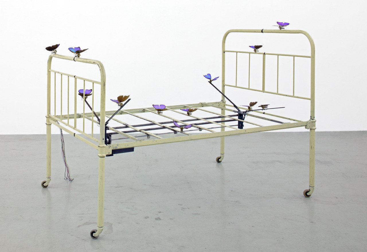 Archillect ID 403547