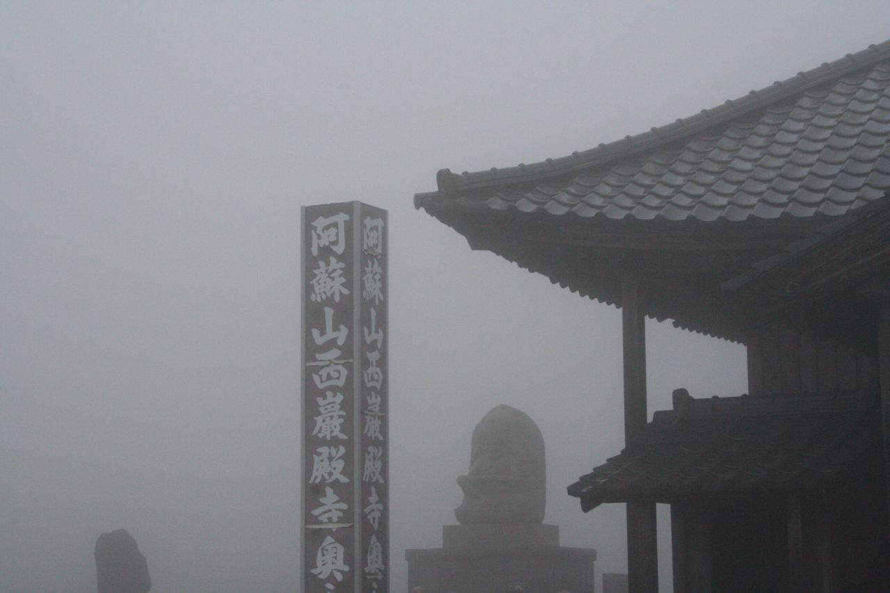 Archillect ID 403613