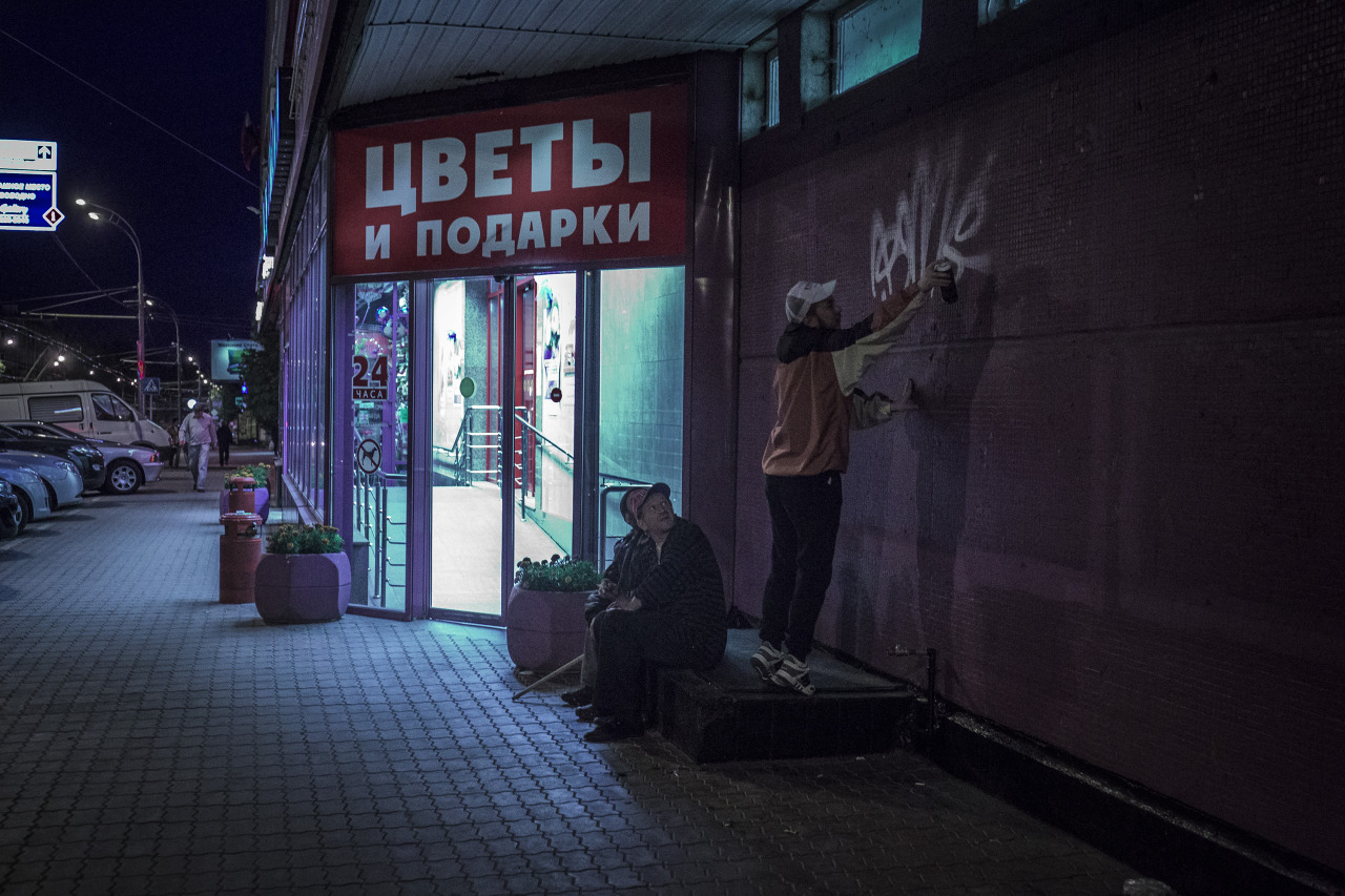 Archillect ID 403621