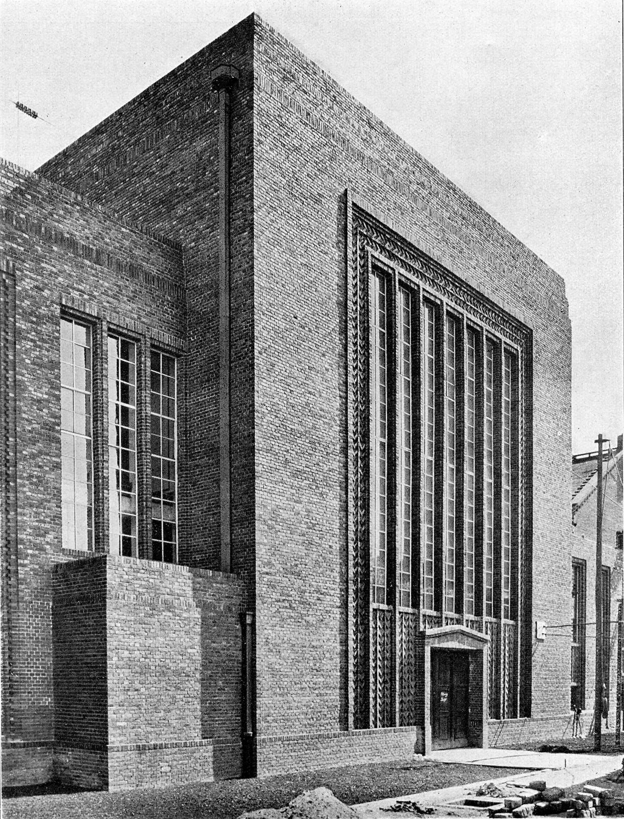 Archillect ID 403629