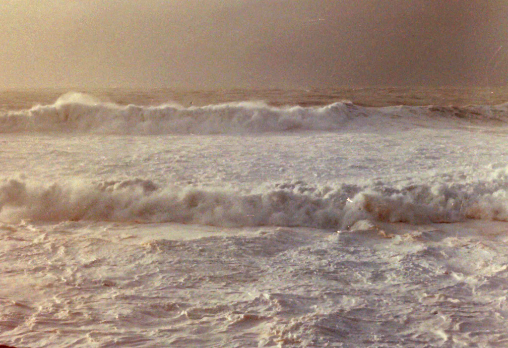 Archillect ID 403632