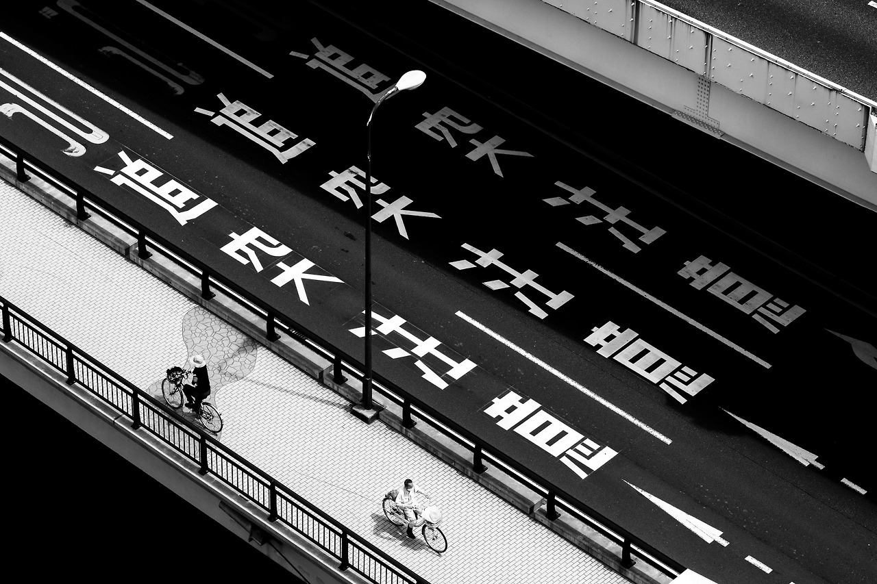 Archillect ID 403640