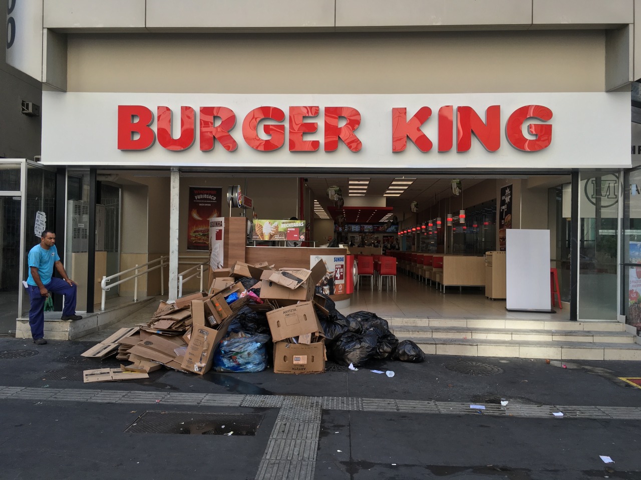 Archillect ID 403765