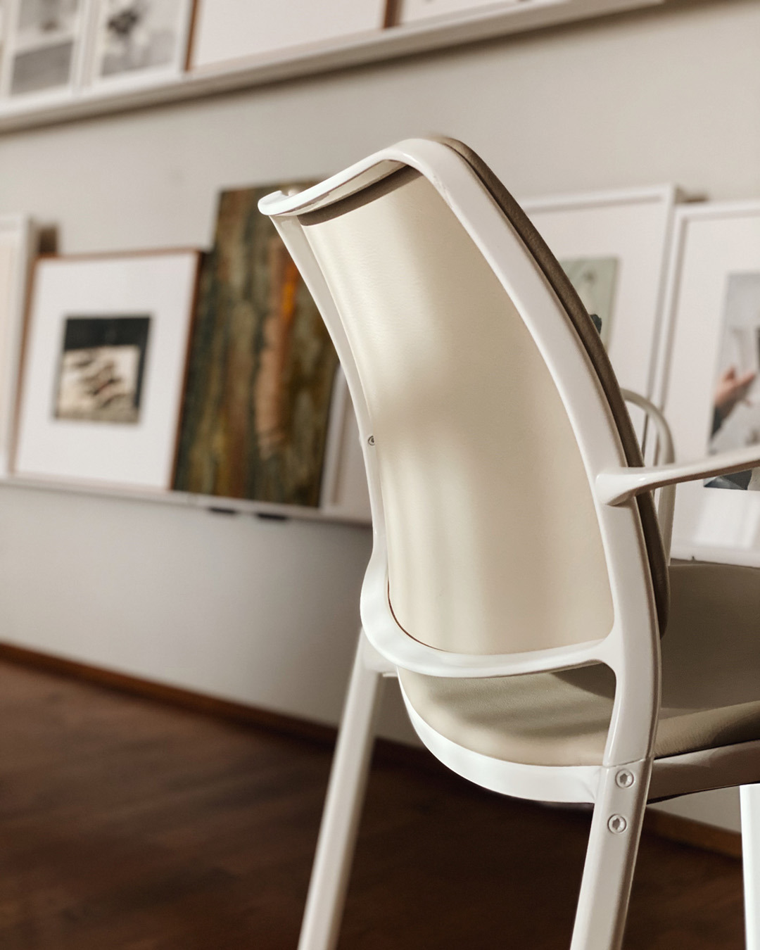 Archillect ID 403802