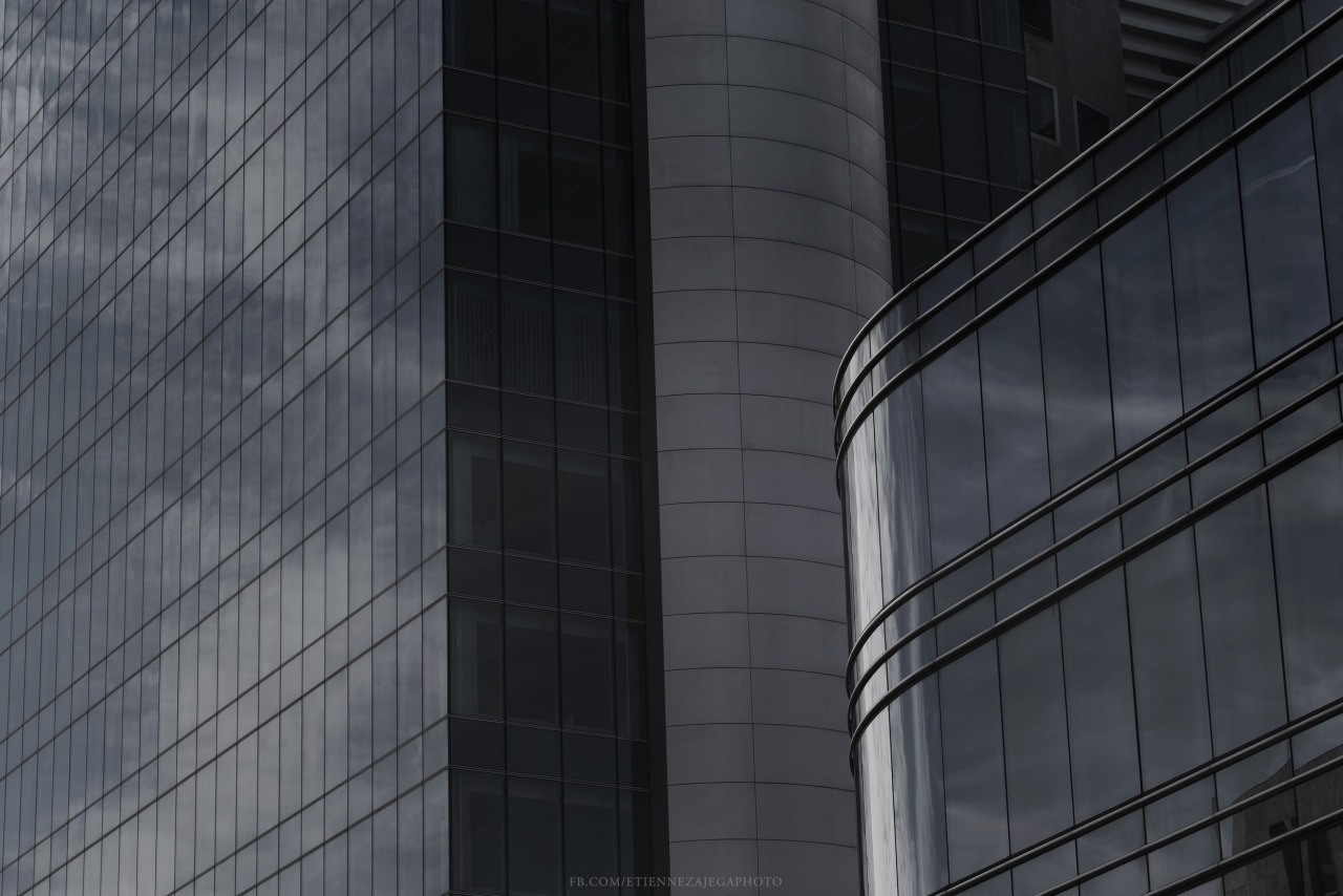 Archillect ID 403817