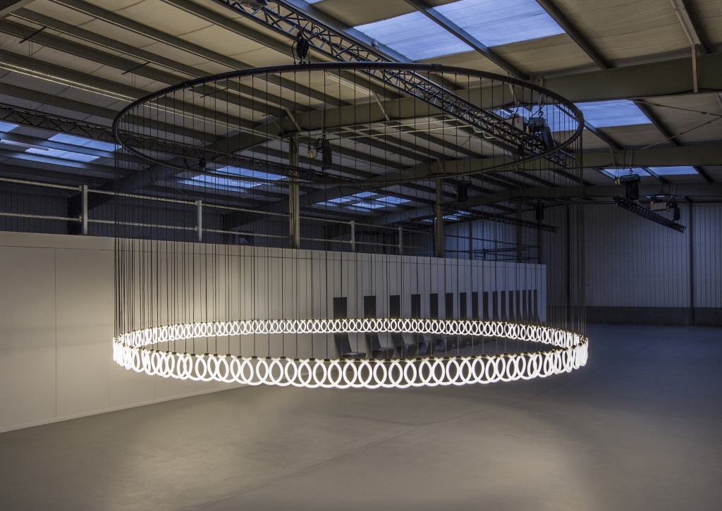 Archillect ID 403821