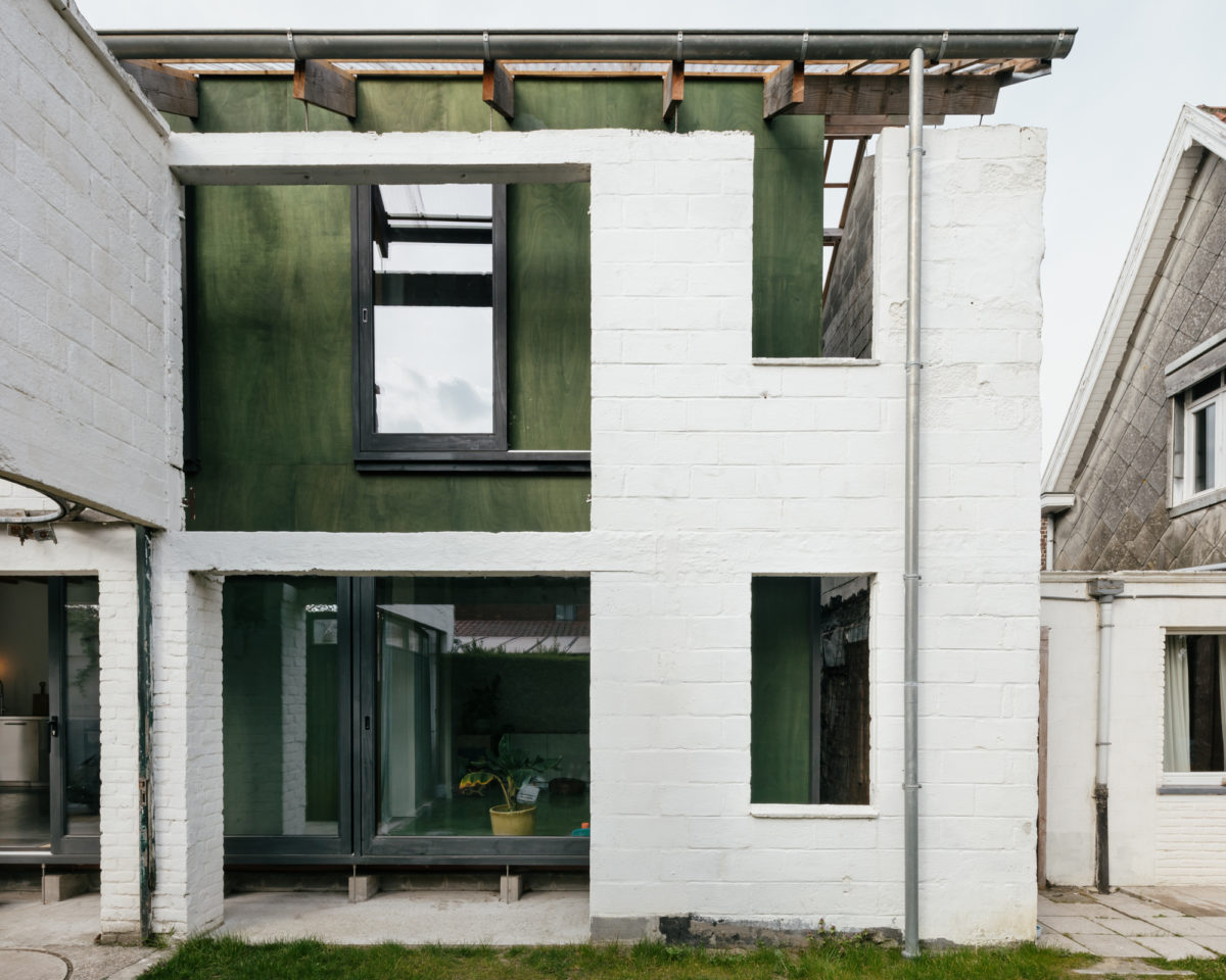 Archillect ID 403916