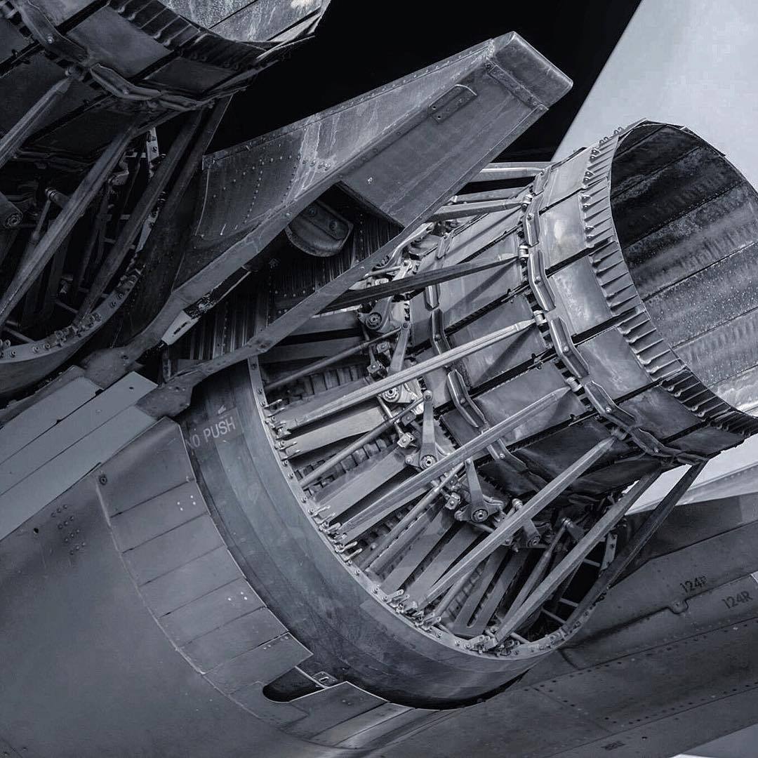 Archillect ID 403923